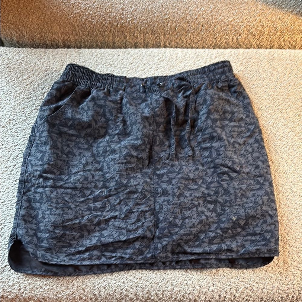 Duluth Trading Co Gray Bubble Mini Skirt